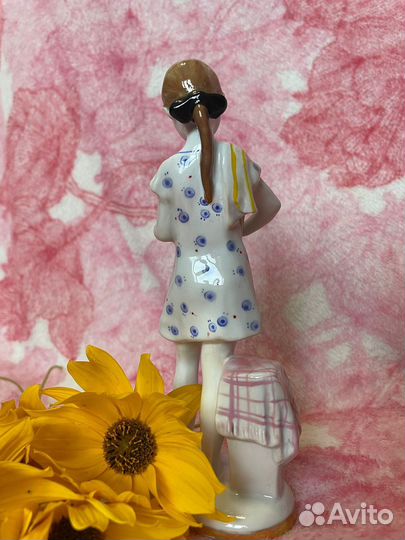 Статуэтка Юная помощница (дежурная) СССР