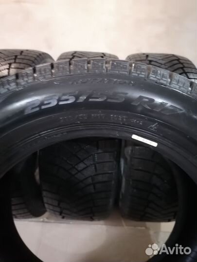 Pirelli Ice Zero FR 235/55 R17 101V