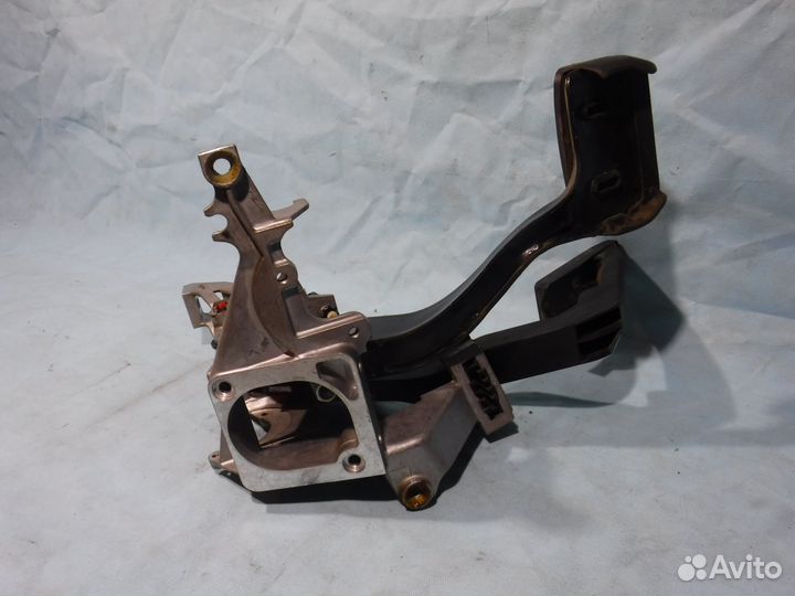 Педаль газ и тормоз Audi A6 c5 / Ауди А6 с5 ц5