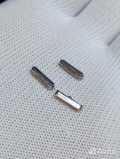 Highscreen Tasty. Боковые кнопки корпуса. Ориг