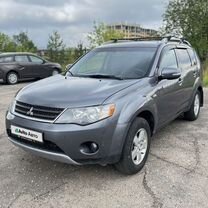 Mitsubishi Outlander 2.0 CVT, 2010, 220 000 км, с пробегом, цена 795 000 руб.