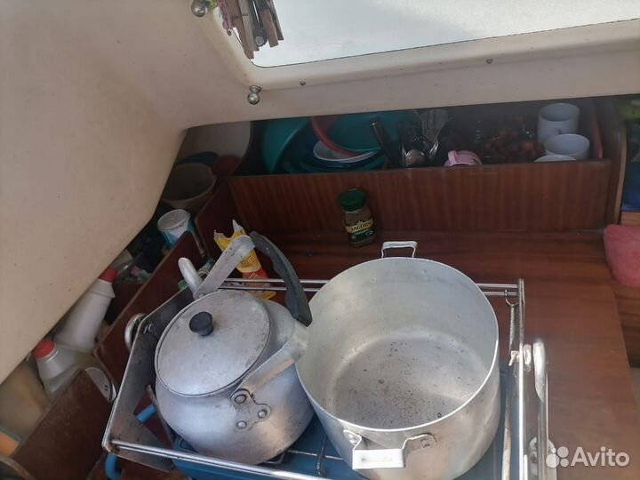 Яхта Конрад RT25