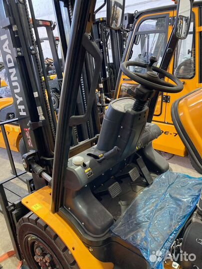 Вилочный погрузчик Hyundai 25LE-7, 2023