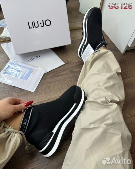 Кроссовки новые Liu jo 38,38