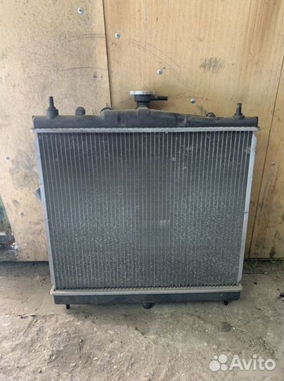 Радиатор Nissan Note E11
