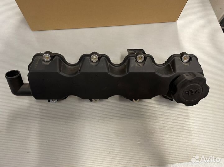 Крышка клапанная на Нексию и Ланос оригинал