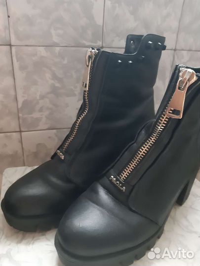 Ботинки женские