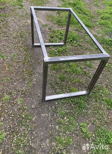 Подстолье лофт