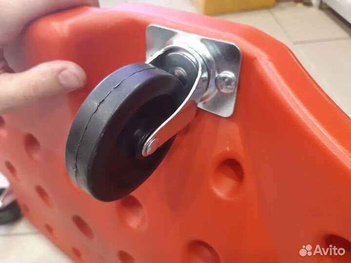 Лежак подкатной для механика