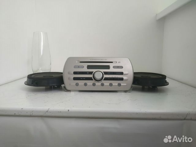 Продам родной магнитофон с передними колонками на