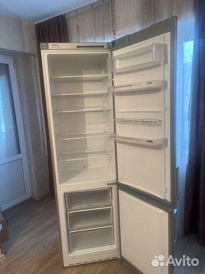 Холодильник бу siemens