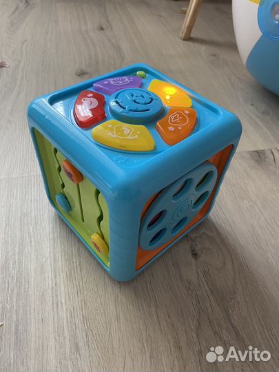 Развивающие игрушки