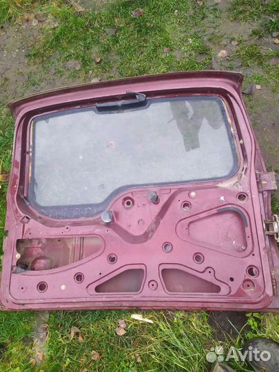 Дверь багажника 2123