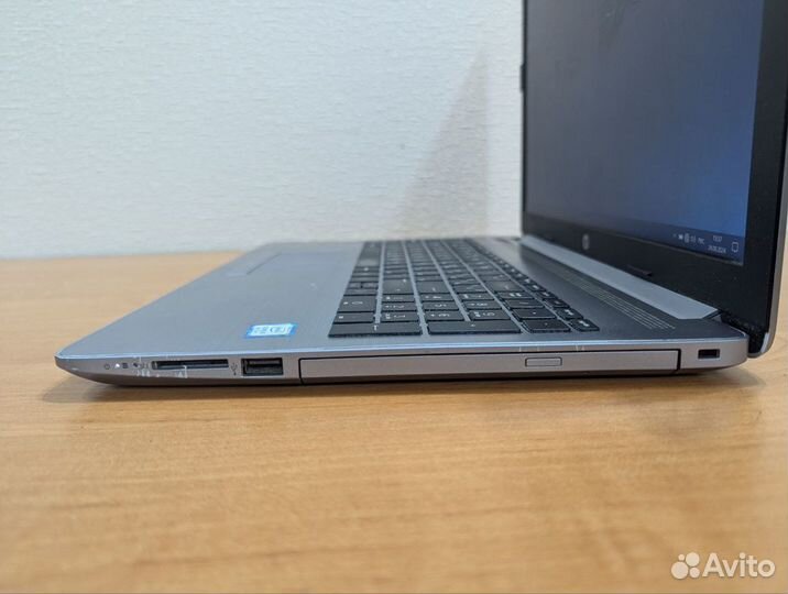 Ноутбук HP 250 g7 i5-8265u/8Gb/SSD M2 512Gb