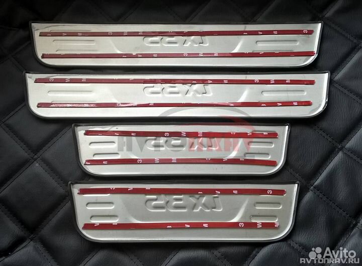 Накладки на пороги для Hyundai ix35