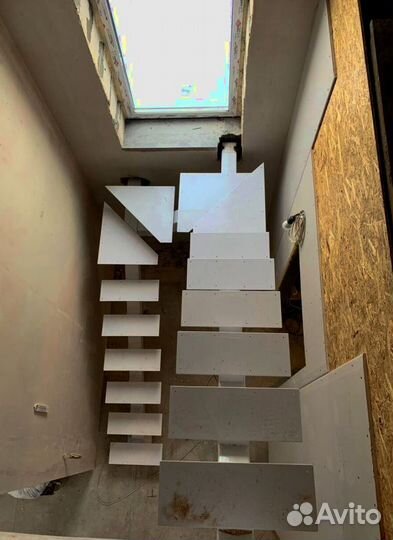 Металлокаркасов лестниц Изготовление