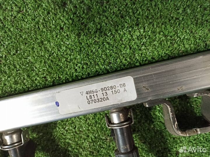 Топливная рампа Ford Focus 2 хэтчбек 2.0 2006