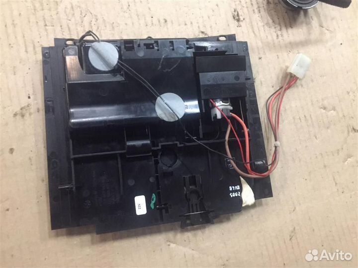 Пепельница передняя Volkswagen Touareg 7L 2002-20