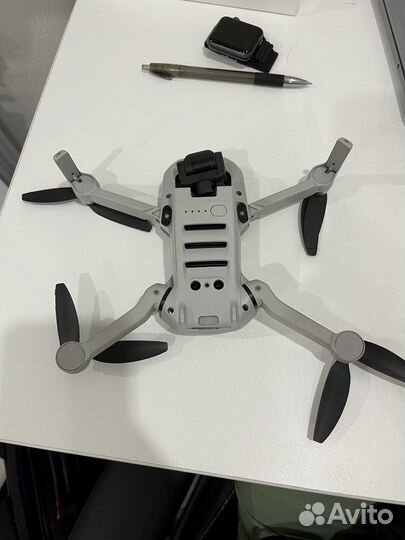 Квадракоптер Dji mini 2 fly more combo