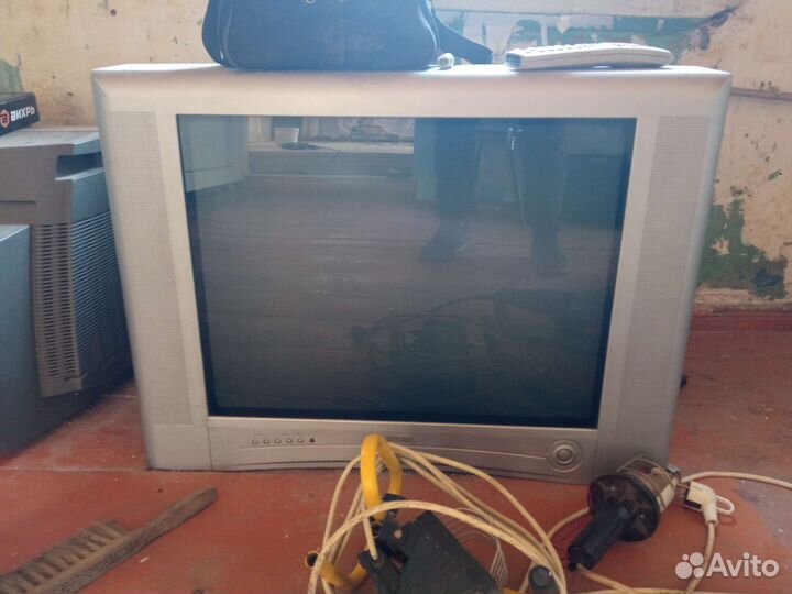 Телевизор
