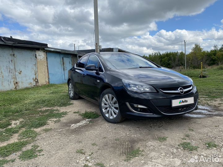 Opel Astra 1.6 МТ, 2015, 177 000 км