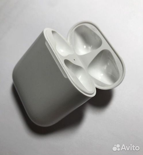 Кейс от наушников airpods 1