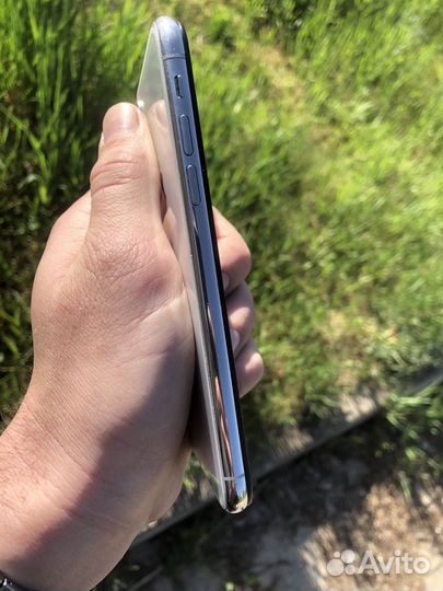 iPhone X, 64 ГБ