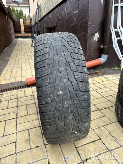 Nokian Tyres Hakkapeliitta SUV 265/60 R18