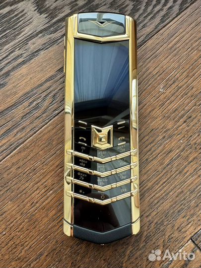 Vertu Signature Yellow Gold, 4 ГБ