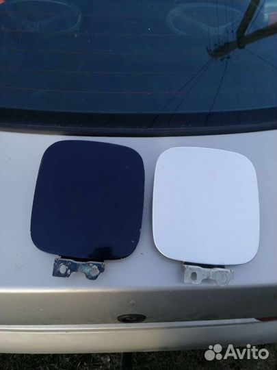 Митсубиси каризма лючок бензобака