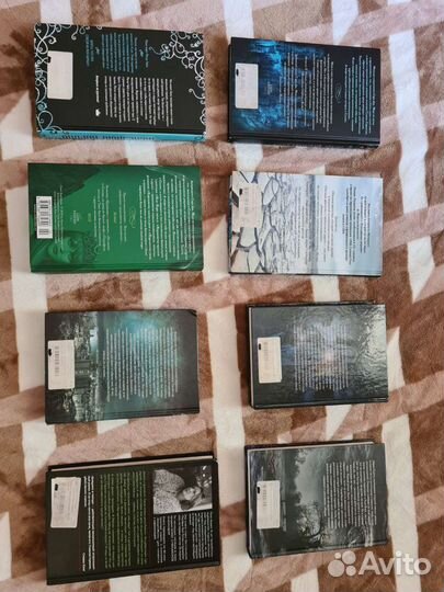 Книги фантастика, фэнтези и детективы