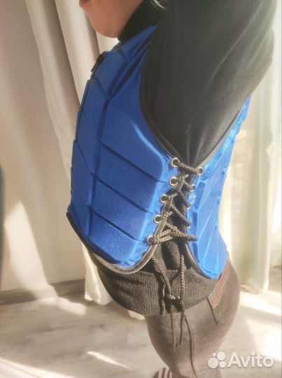 Жилет для конного спорта