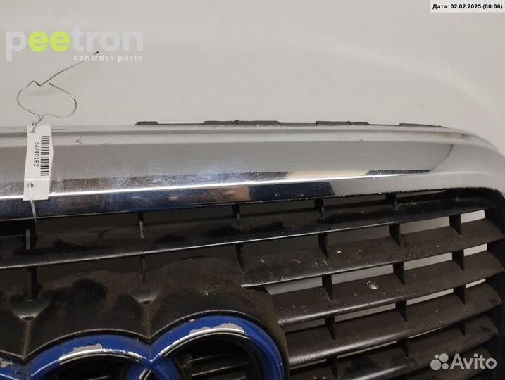 Б/У Б/У Решетка радиатора треснута, покрашена