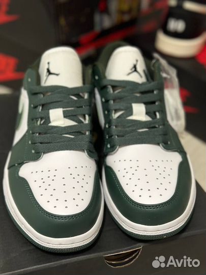 Кроссовки nike