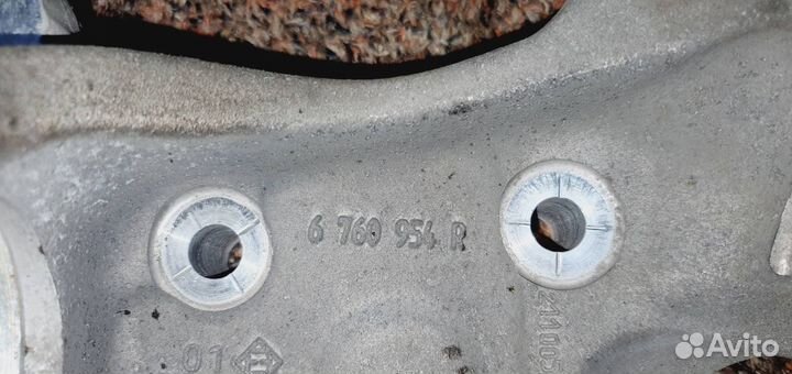 Кулак поворотный передний правый BMW E60\61