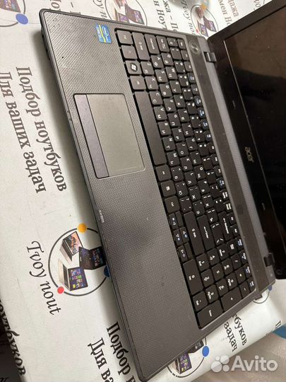 Acer 5749 core I3 2330