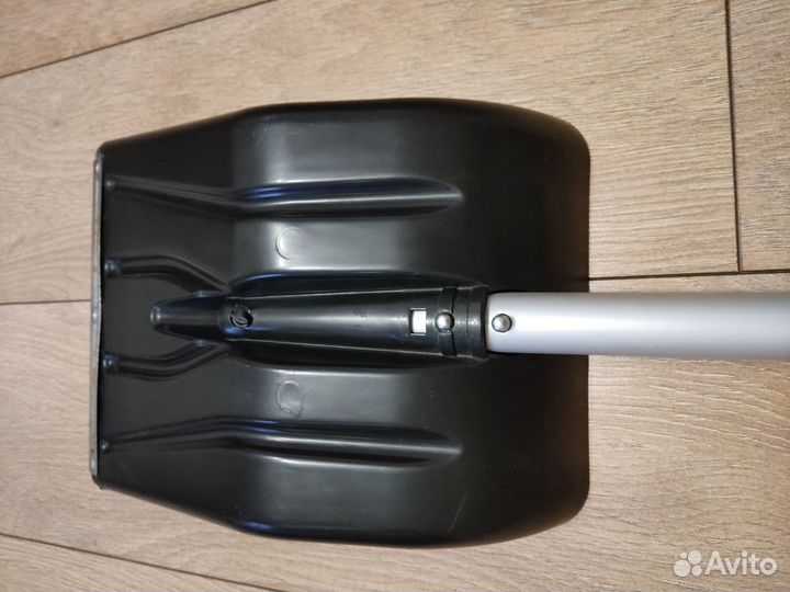 Лопата снеговая