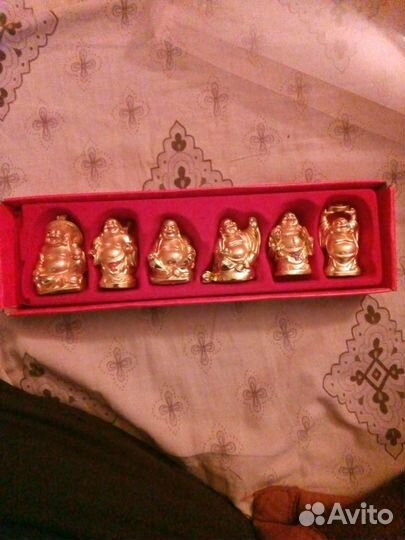 Статуэтки нэцкэ хотэй