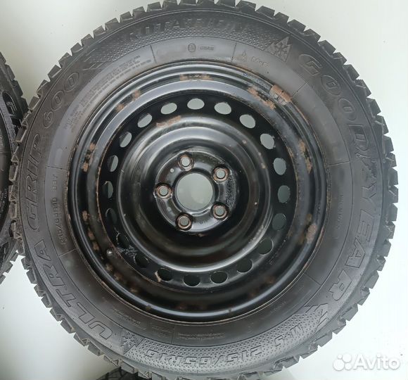 Колеса 215 65 16 Goodyear UltraGrip 600