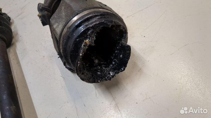 Полуось Pontiac Vibe 2, 2009