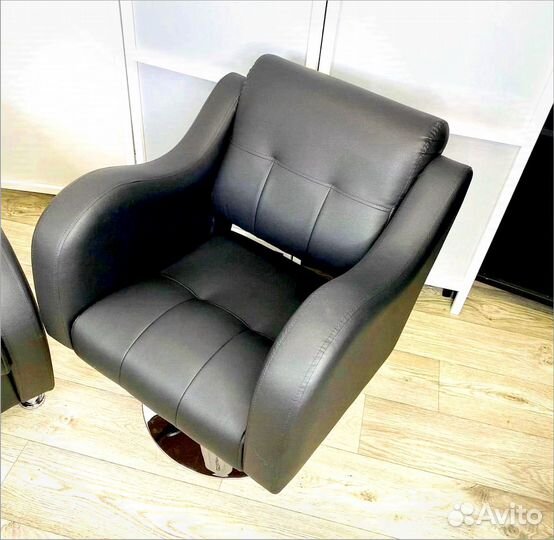 Кресло парикмахерское