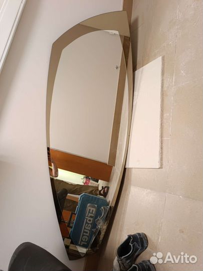 Зеркало настенное