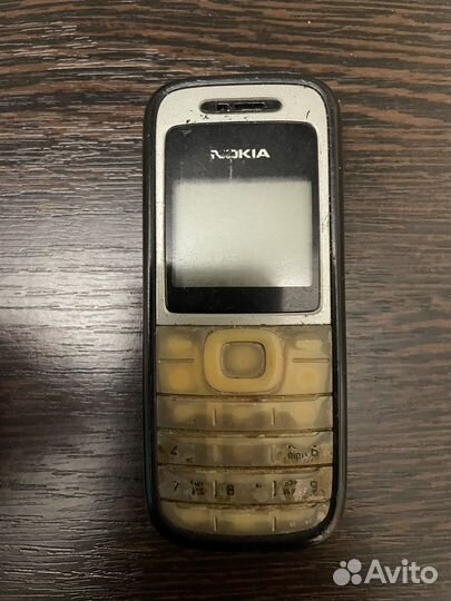 Nokia 100