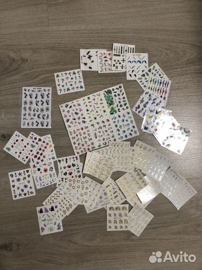 Наклейки на ногти