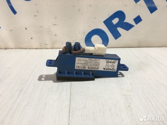 Ионизатор lexus IS350 3.5 ат седан