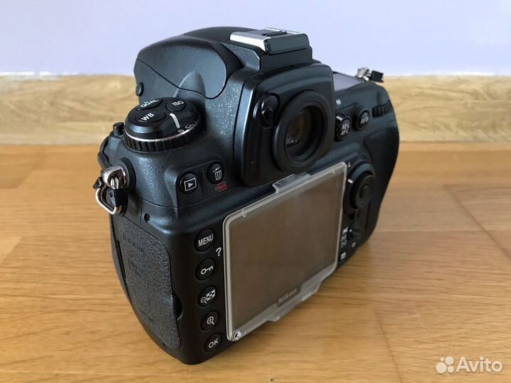 Nikon D700 body (пробег 4 тыс)