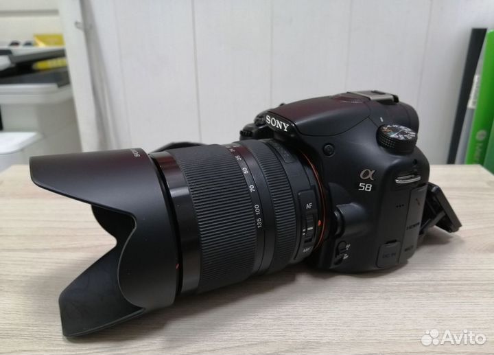 Зеркальная камера Sony SLT-A58 + SAL18-135