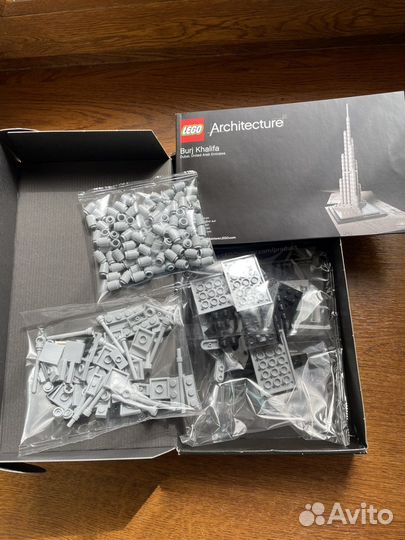 Конструктор Lego Burj Khalifa 21008 новый