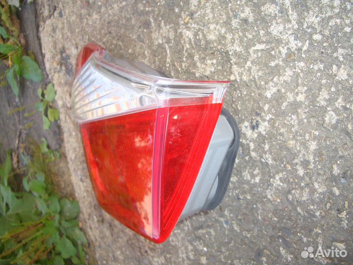 Фонарь внутренний левый Тойота Камри с11