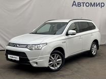 Mitsubishi Outlander 2.4 CVT, 2013, 136 253 км, с пробегом, цена 1 475 000 руб.